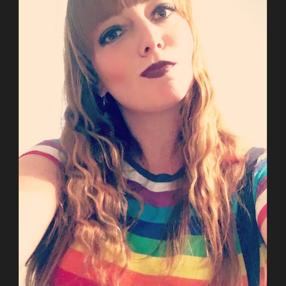 Meet your Posher, Lady Fawkes! - Picture 2 of 3